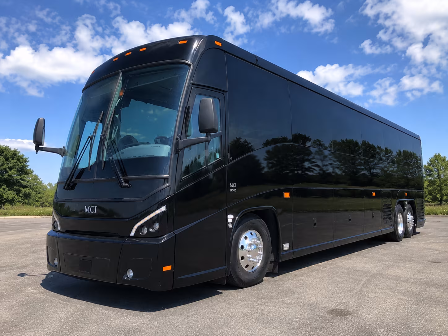 fan buses to uconn huskies games in storrs and hartford