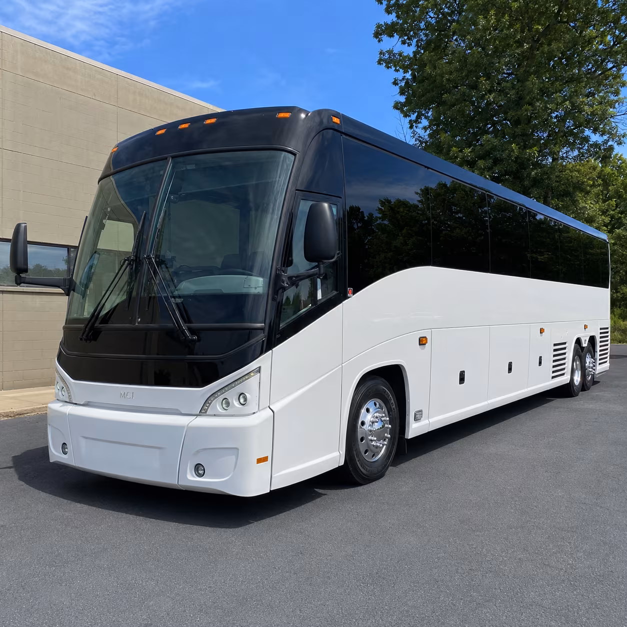 how the distance and duration of your trip affect charter bus rates
