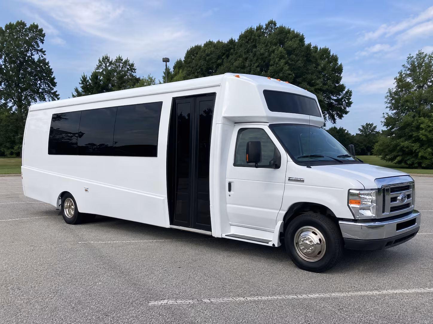 waterbury 18 passenger party bus