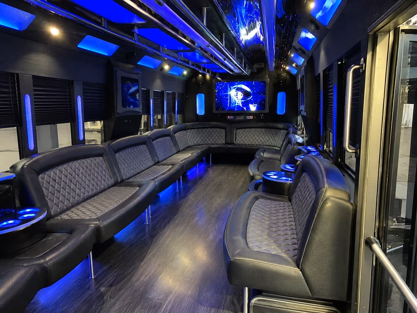 waterbury 28 passenger party bus interior